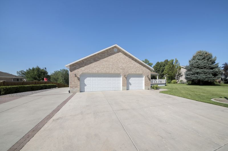 Attached Garage Construction in Katy, TX