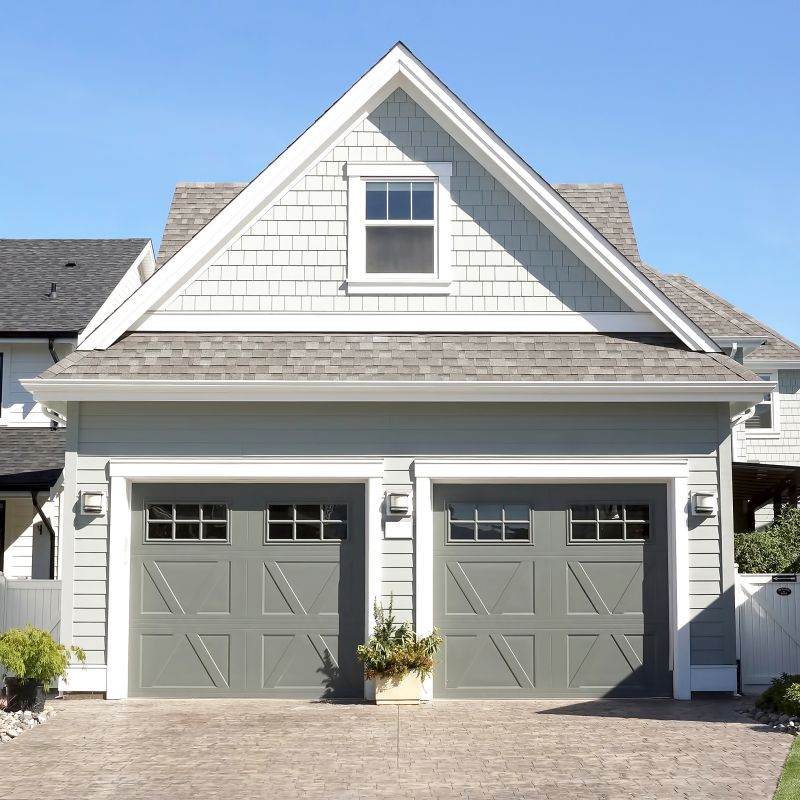 How To Choose Between Attached And Detached Garages